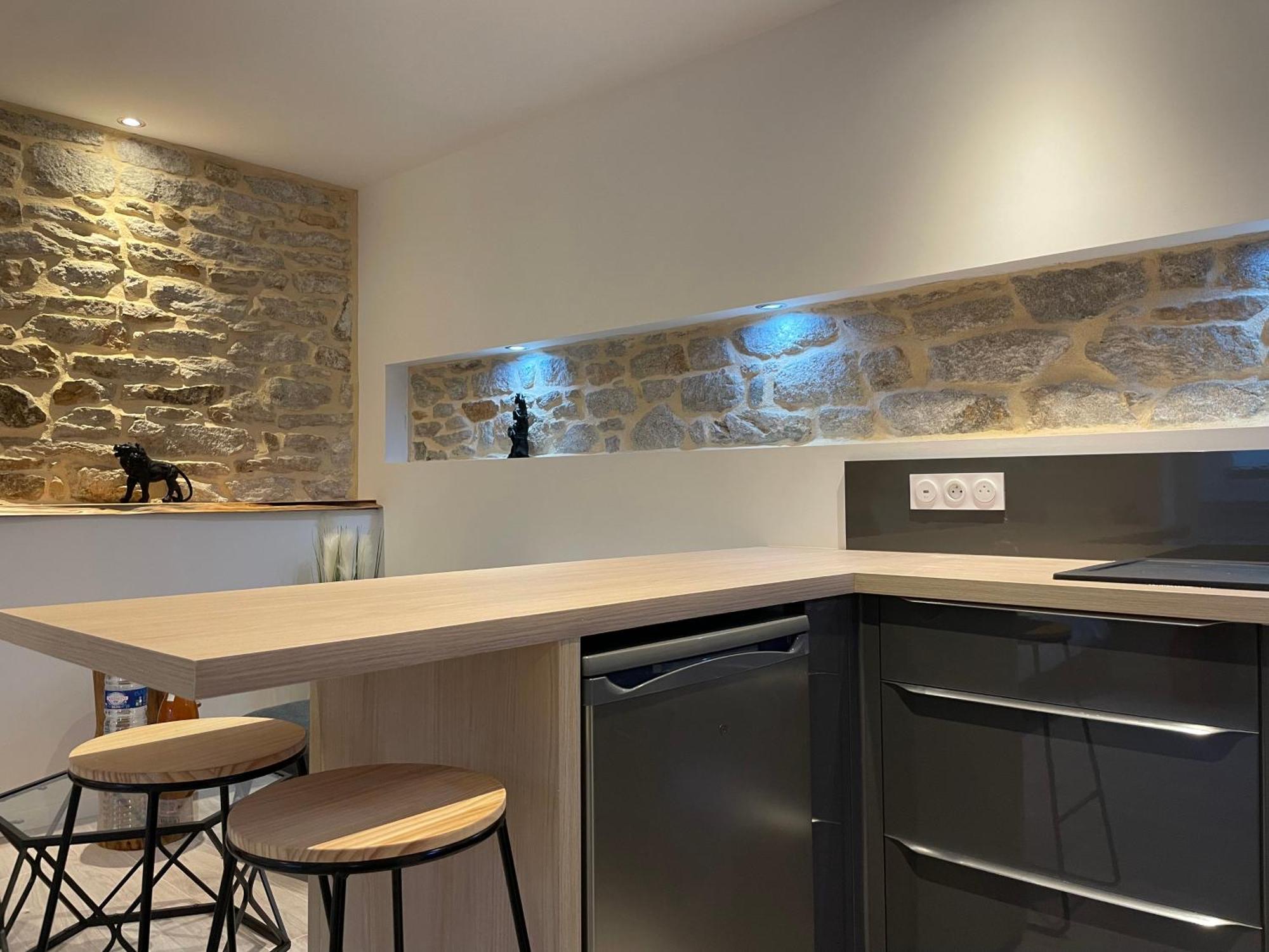 Le Calloch 2D - Studio 4 Etoiles - Quartier Gare - Wifi - Netflix Quimper Dış mekan fotoğraf