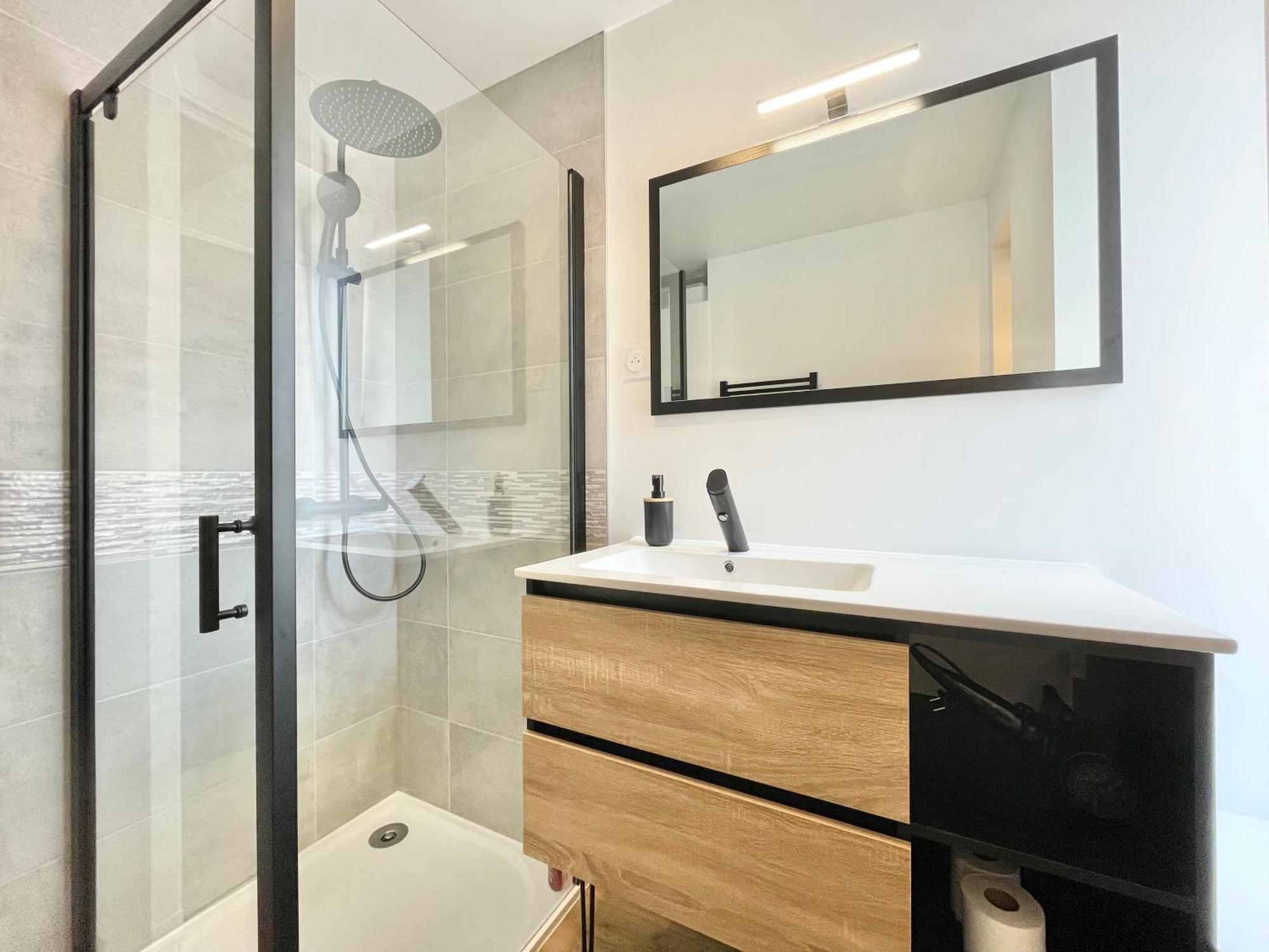 Le Calloch 2D - Studio 4 Etoiles - Quartier Gare - Wifi - Netflix Quimper Dış mekan fotoğraf